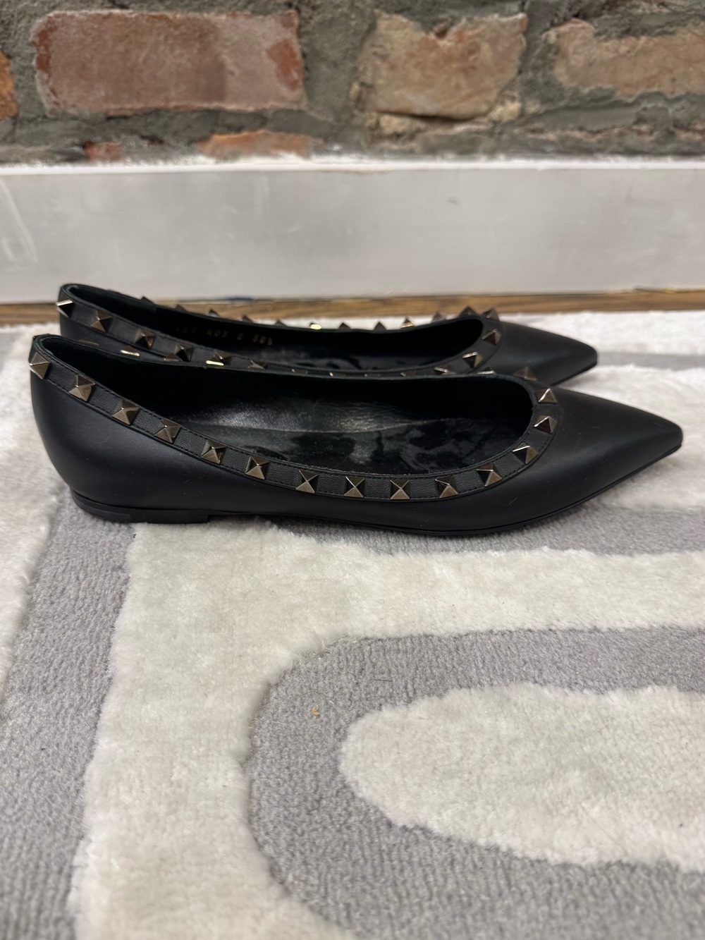 Valentino Garavani Black Pointed Toe Rockstud Flats